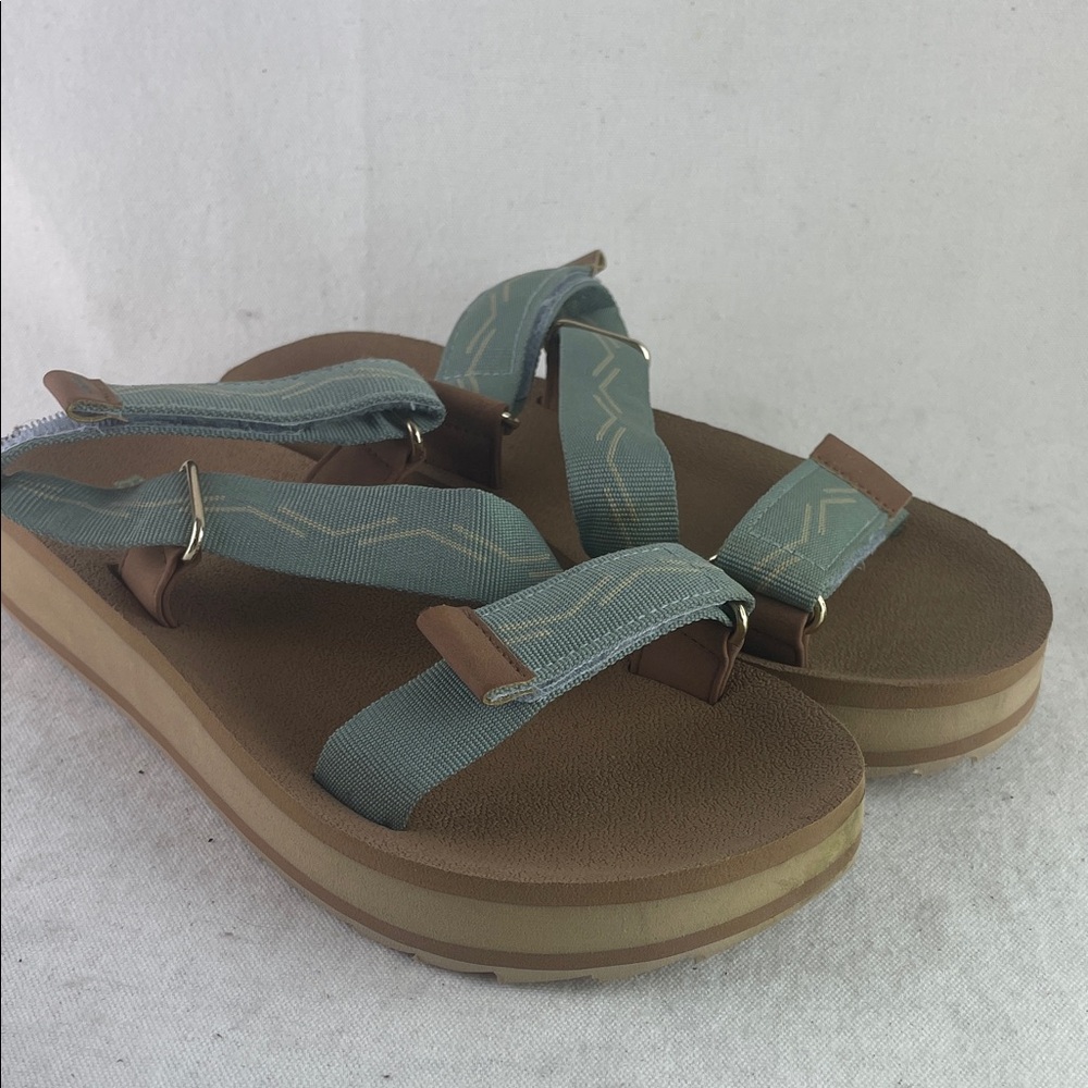 Bethany Be Unstoppable Blue Sandals Size 7